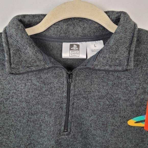NWT Adult Juniors PlayStation Official Quarter-Zip Sweatshirt Logo Size Large - Picture 2 of 8